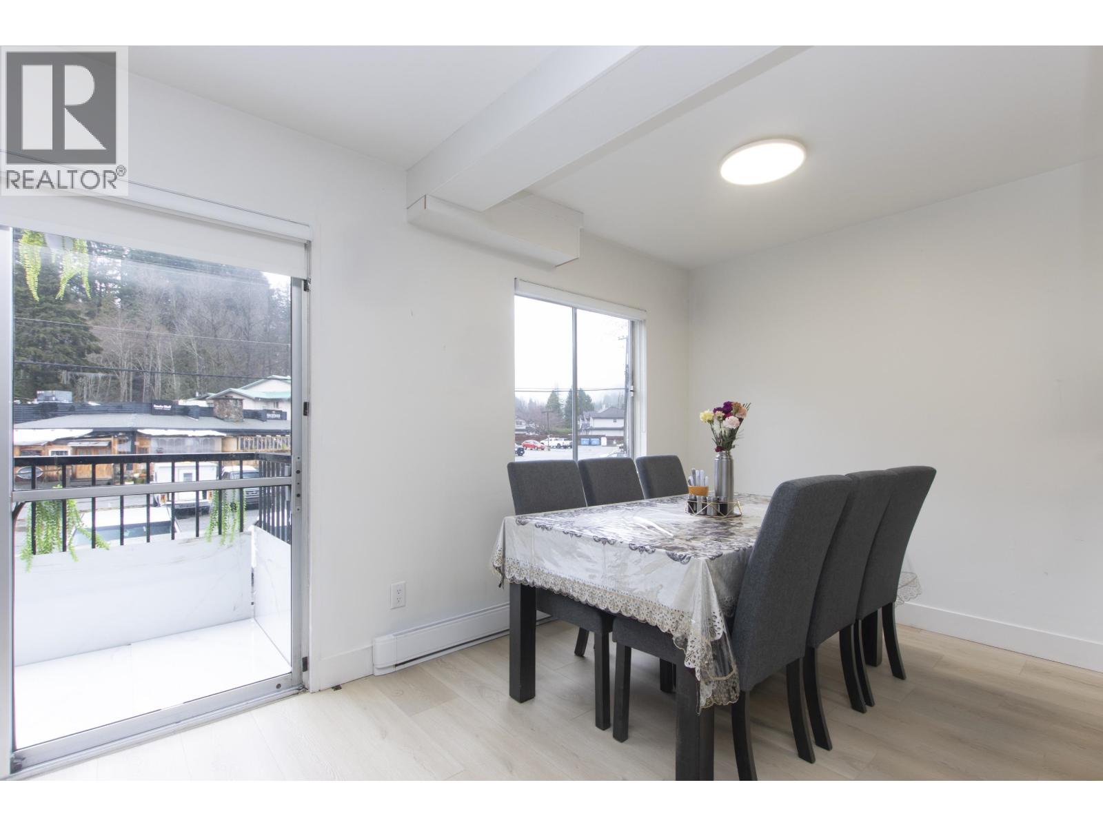 54 38185 WESTWAY AVENUE, Squamish