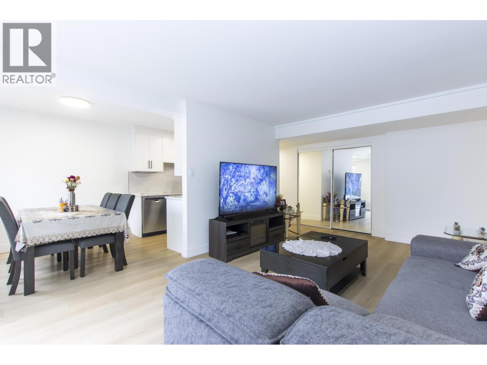 54 38185 WESTWAY AVENUE, Squamish