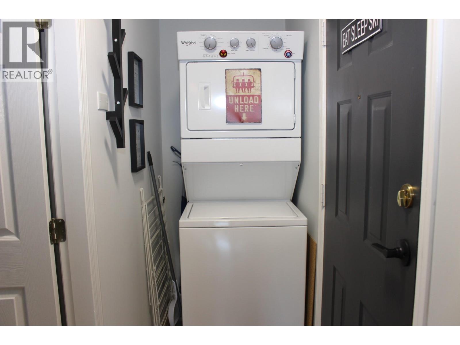 573 10th Avenue Unit# 1, Castlegar