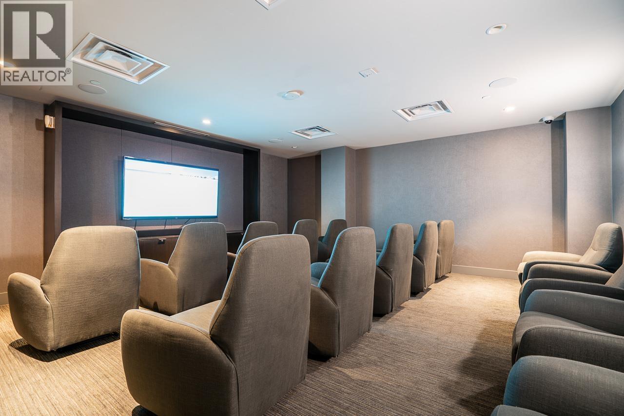 306 125 E 14TH STREET