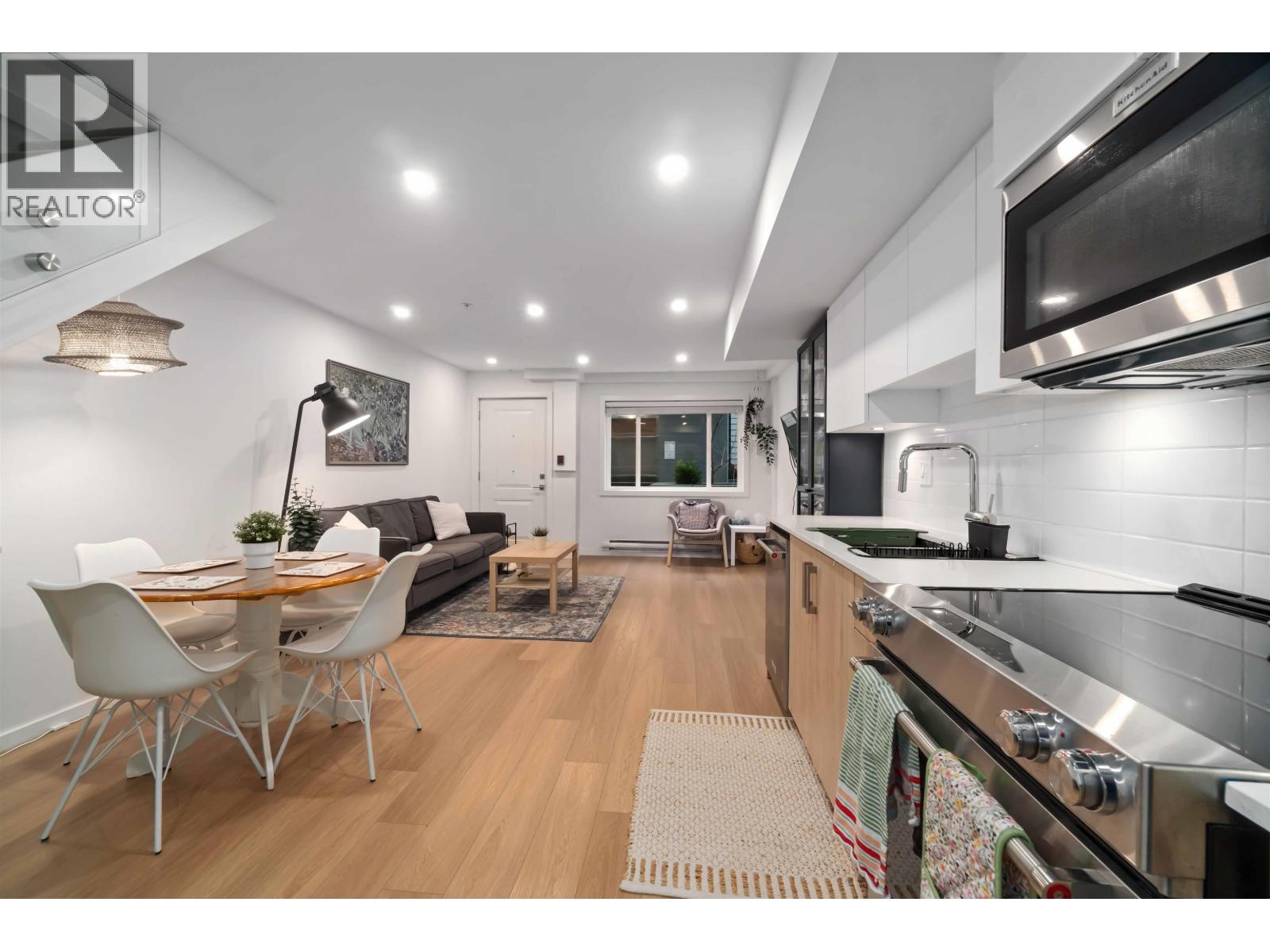 3623 RAE AVENUE, Vancouver