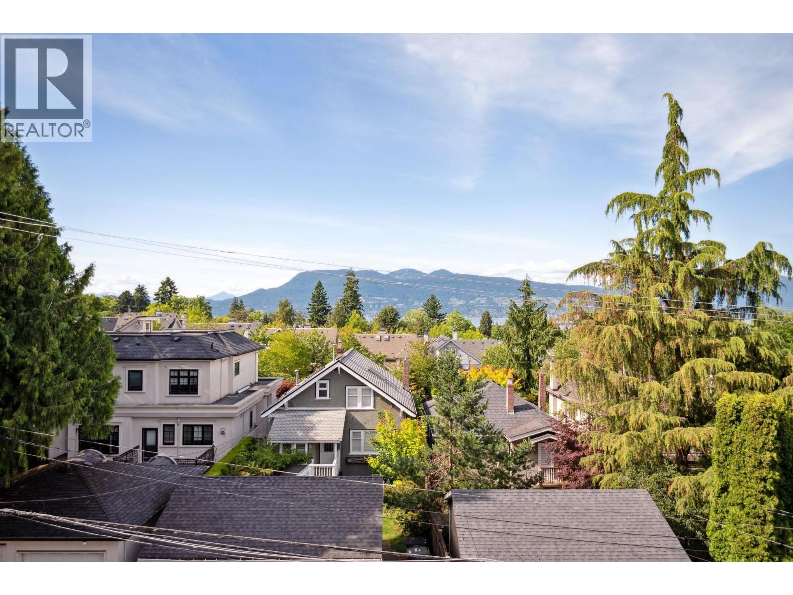 306 4463 W 10TH AVENUE, Vancouver