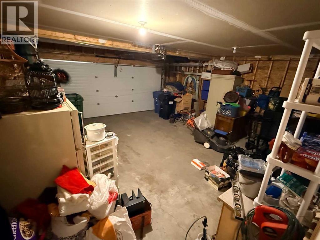 Single Family House for Sale in  Everwoods Close SW Evergreen Calgary 