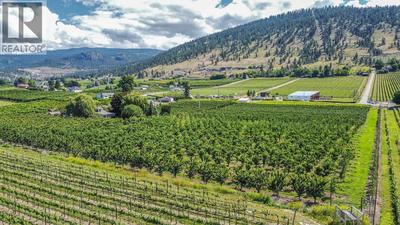  1260 Broughton Avenue, Penticton