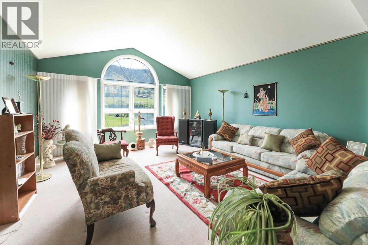  1260 Broughton Avenue, Penticton