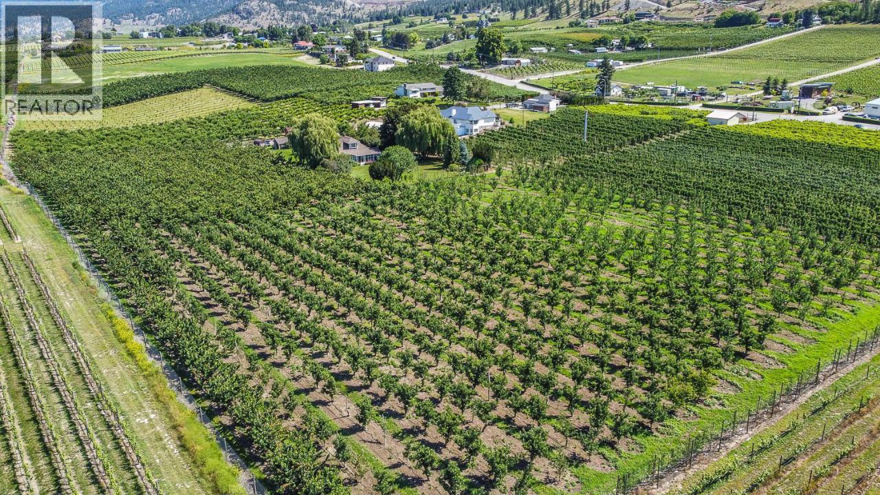  1260 Broughton Avenue, Penticton