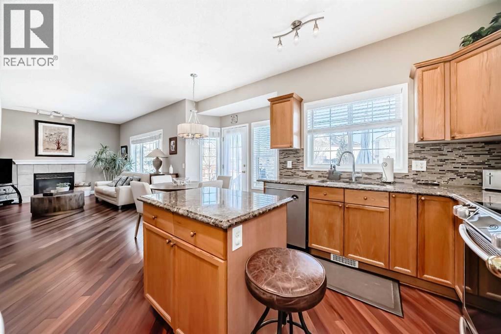 Single Family House for Sale in  Coral Keys Place NE Coral Springs Calgary 