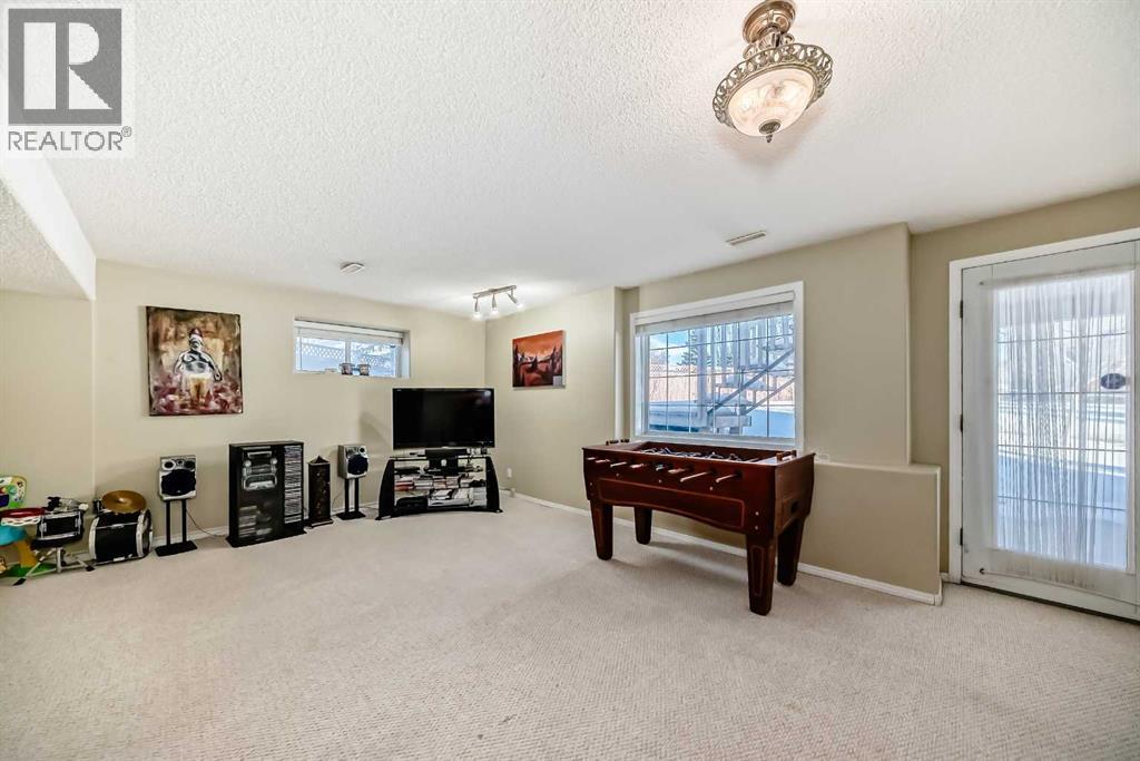 Single Family House for Sale in  Coral Keys Place NE Coral Springs Calgary 