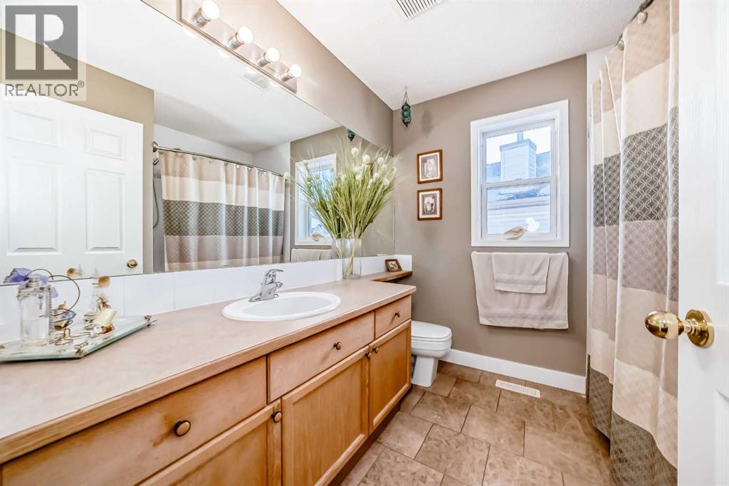 Single Family House for Sale in  Coral Keys Place NE Coral Springs Calgary 