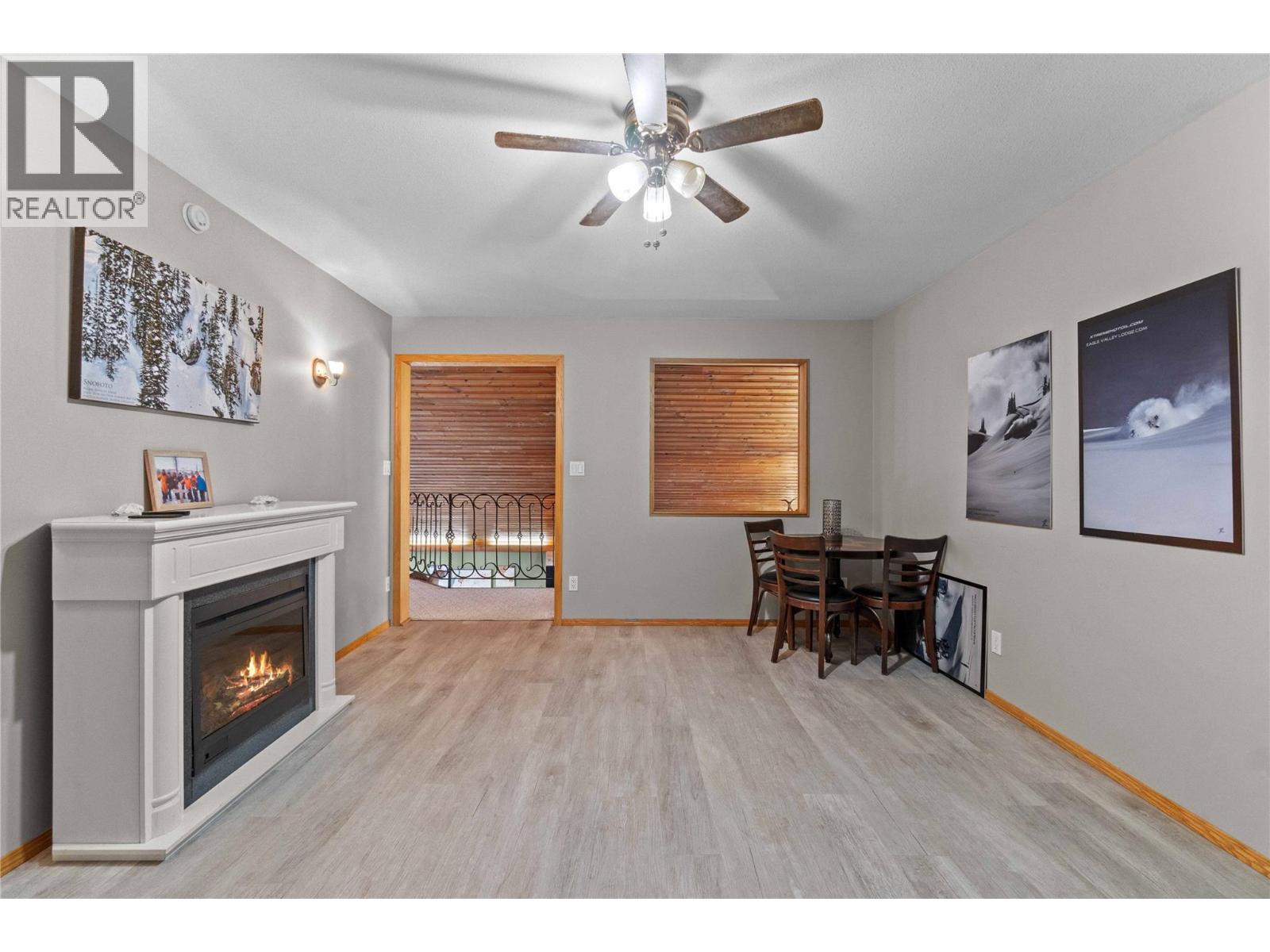  2054 Trans Canada Highway, Sicamous