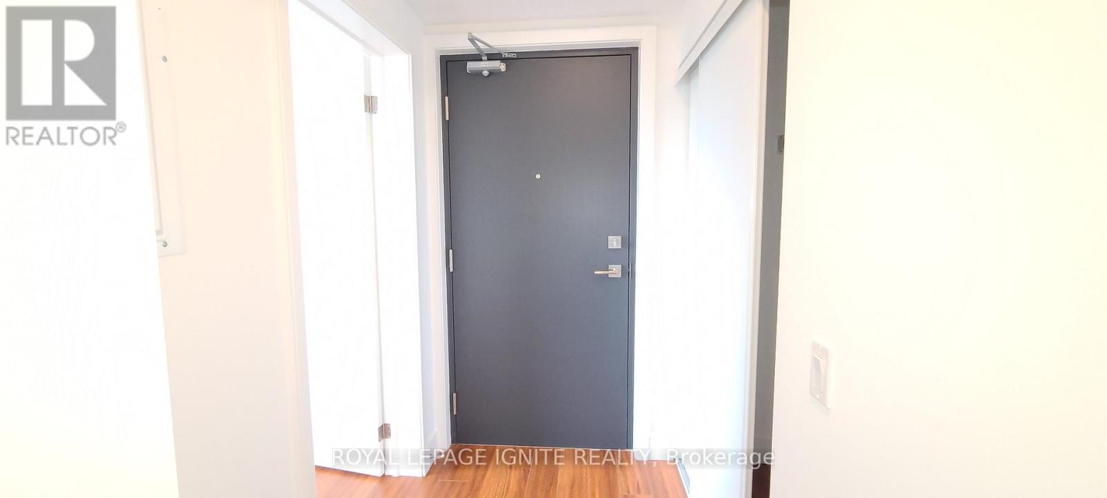 1 Wellington Unit 409 photo 3