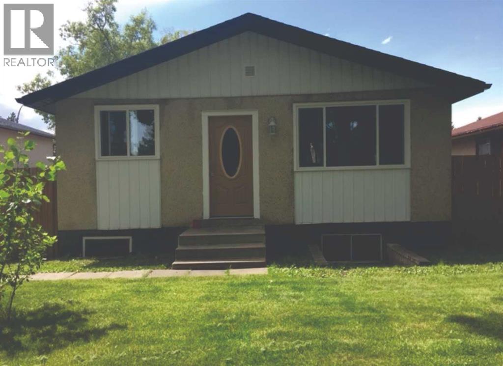 Single Family House Bungalow for Sale in  A Street SE Dover Calgary 