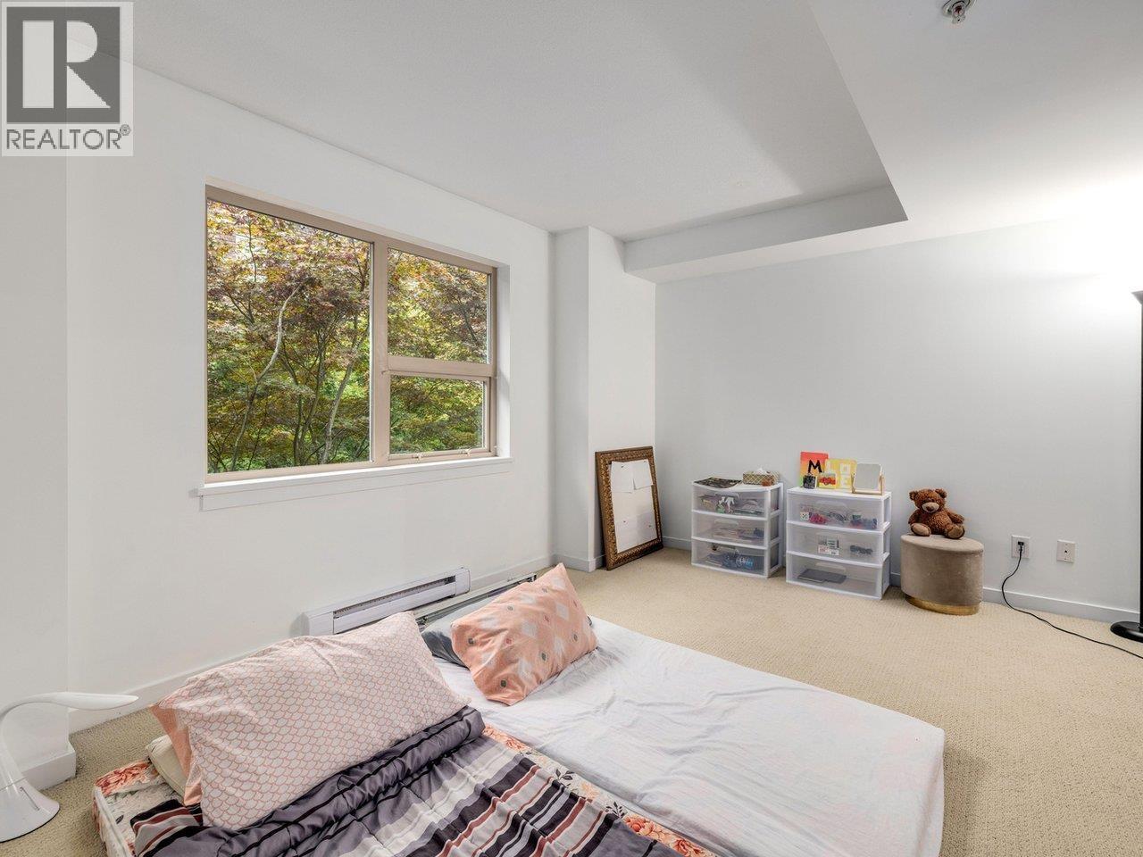 123 250 SALTER STREET, New Westminster