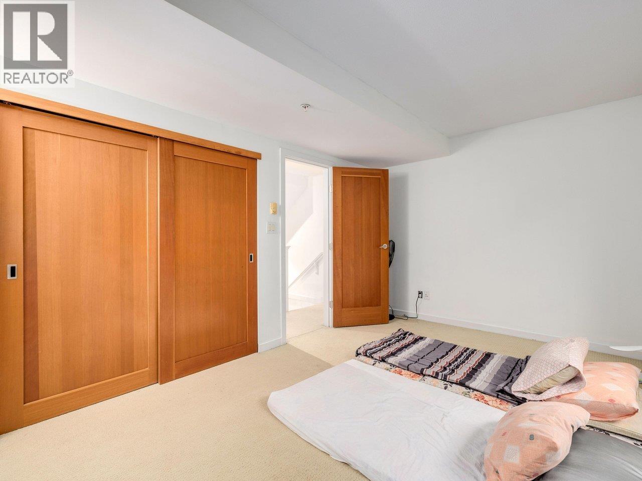 123 250 SALTER STREET, New Westminster