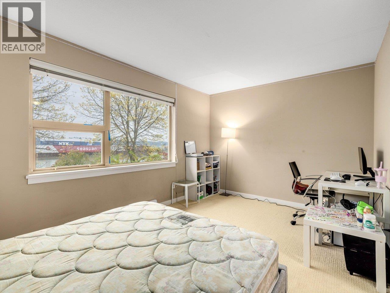 123 250 SALTER STREET, New Westminster