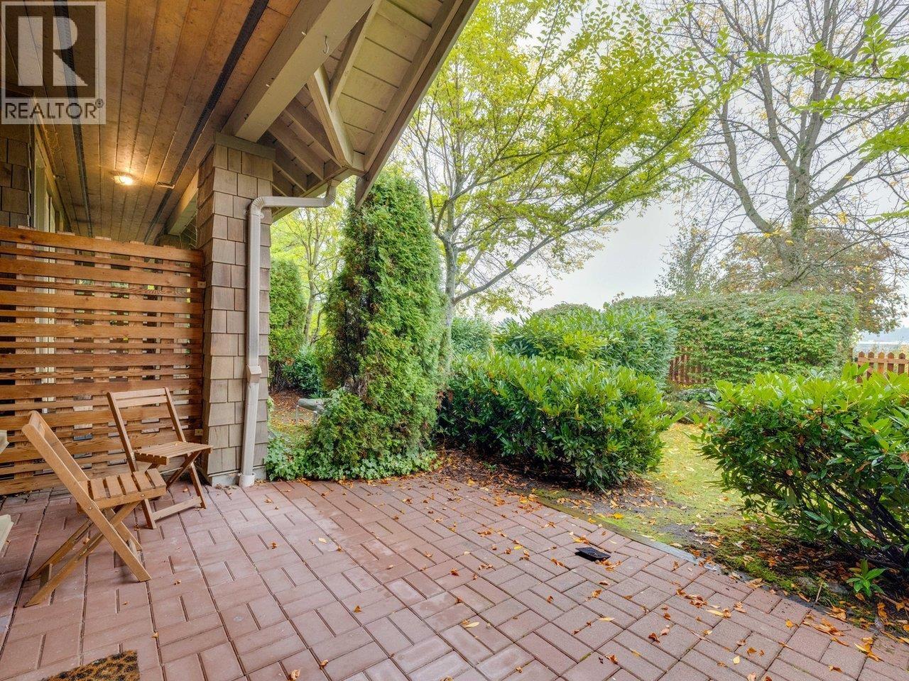 123 250 SALTER STREET, New Westminster