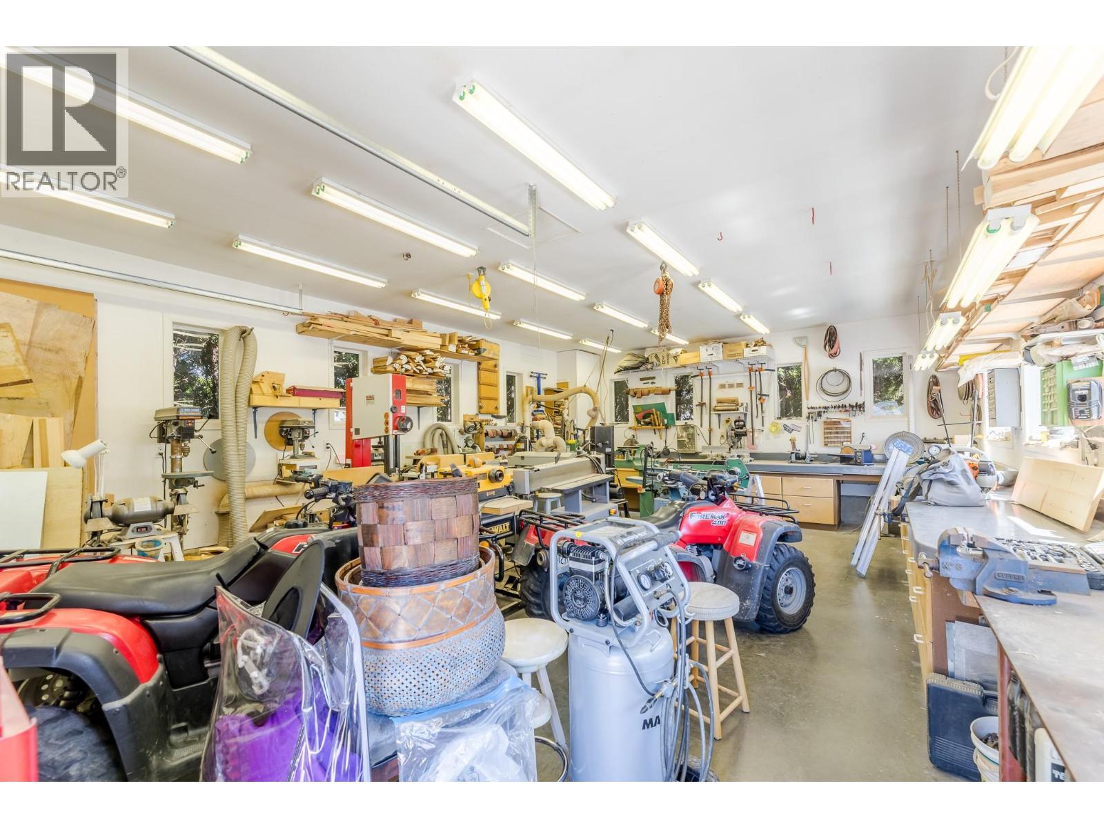  517 Vanderlinde Drive, Keremeos