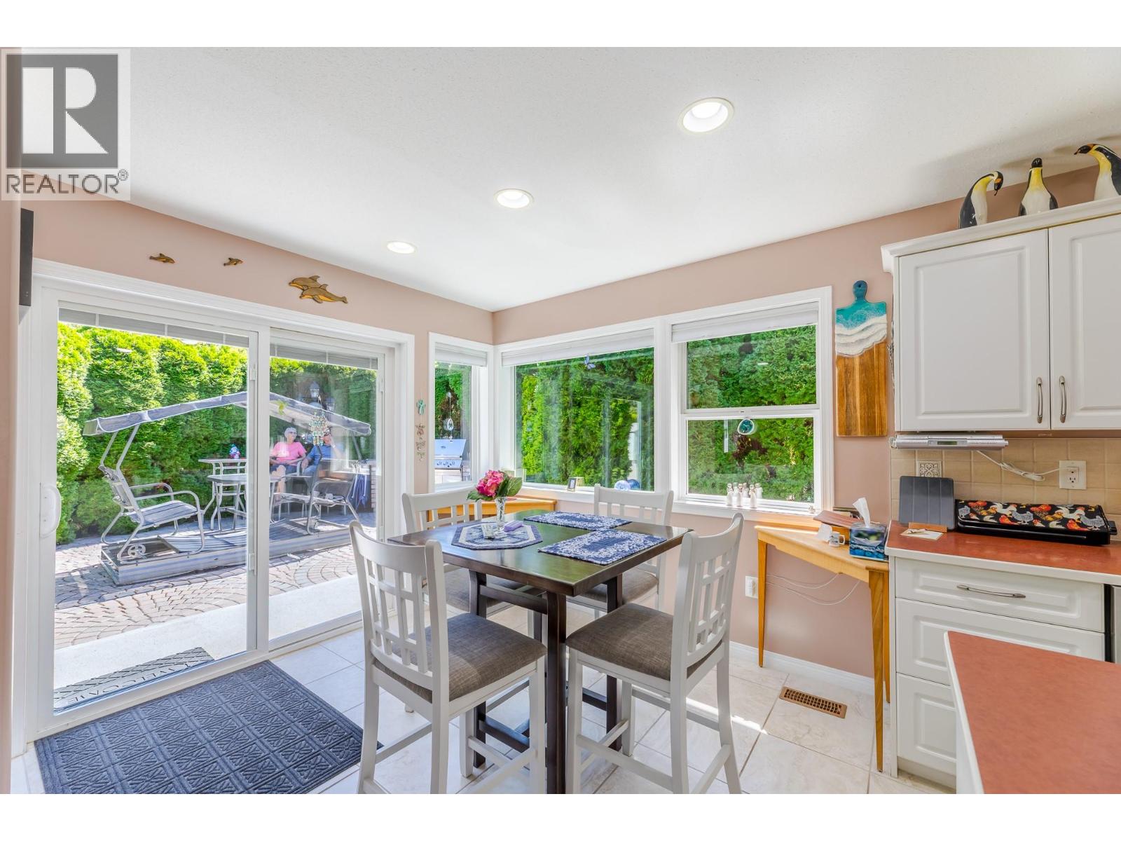  517 Vanderlinde Drive, Keremeos