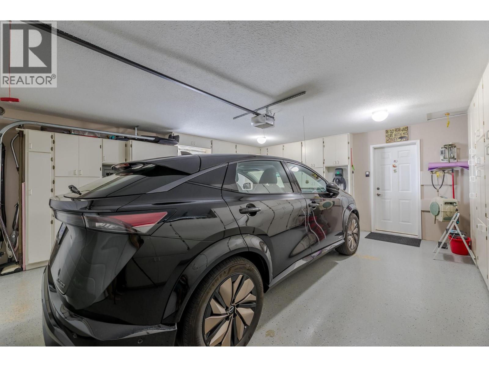  517 Vanderlinde Drive, Keremeos