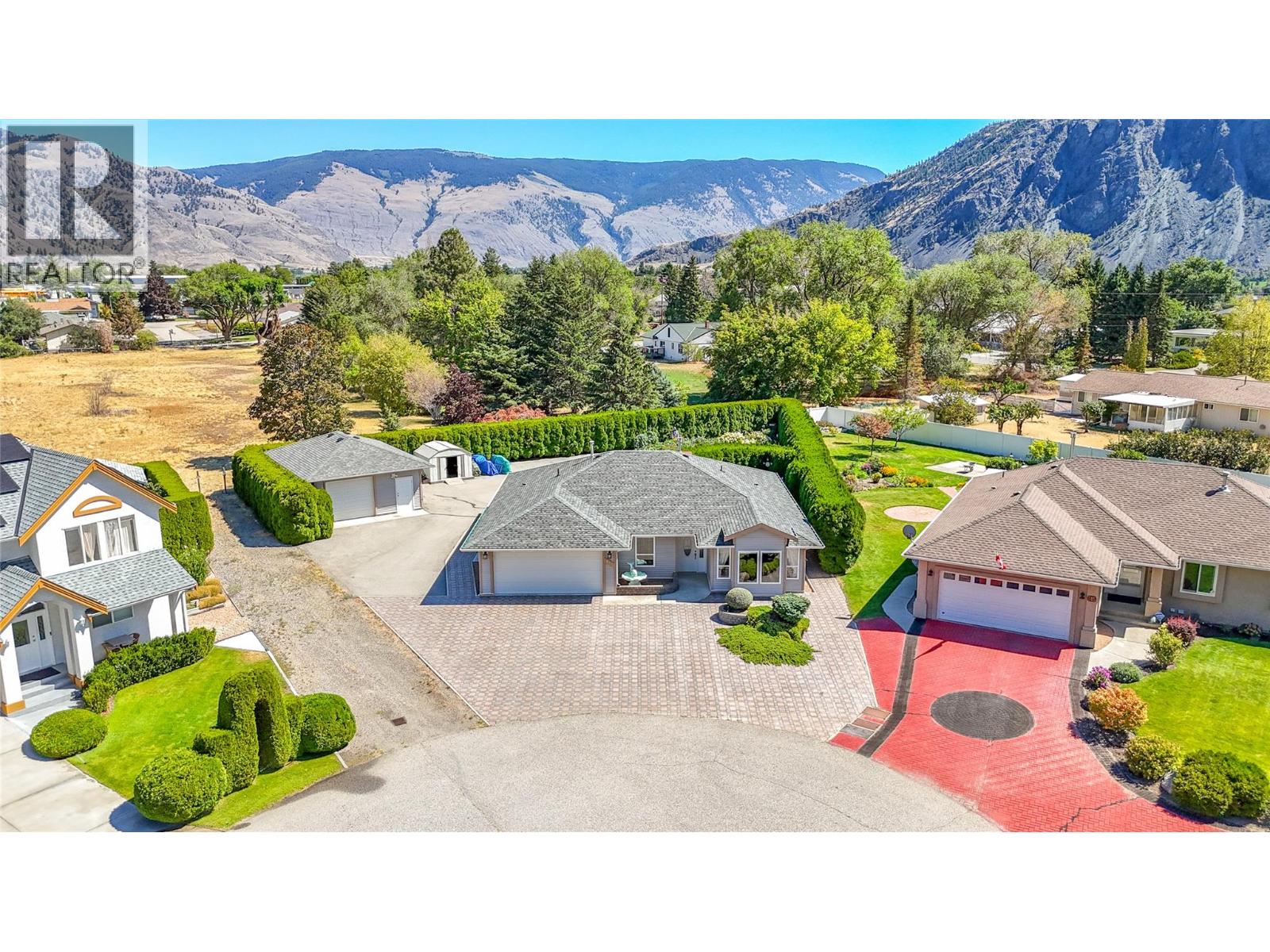  517 Vanderlinde Drive, Keremeos