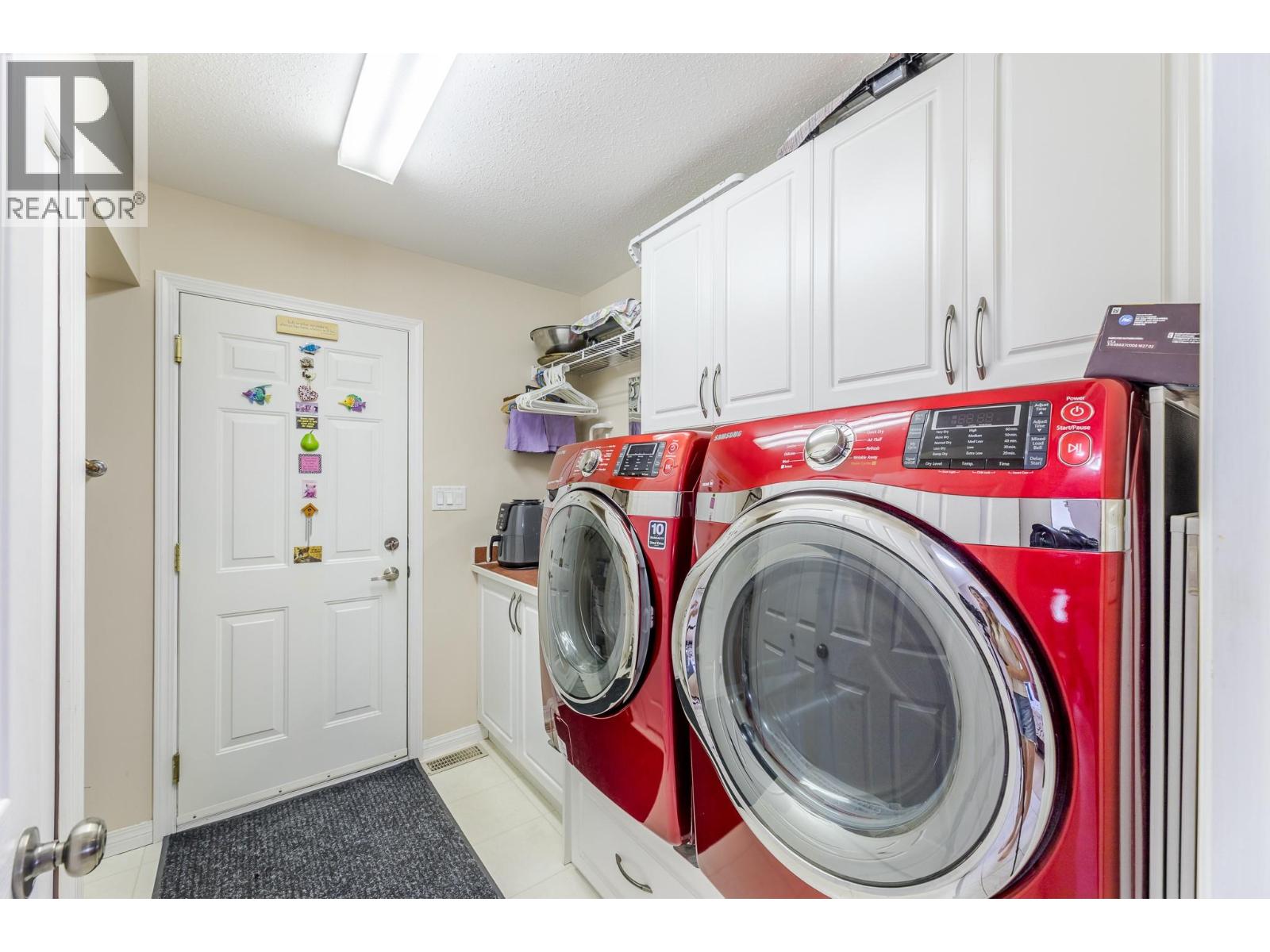  517 Vanderlinde Drive, Keremeos