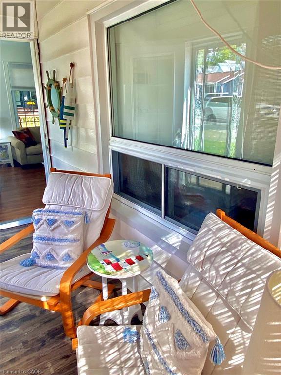 322 OXFORD Avenue - 5