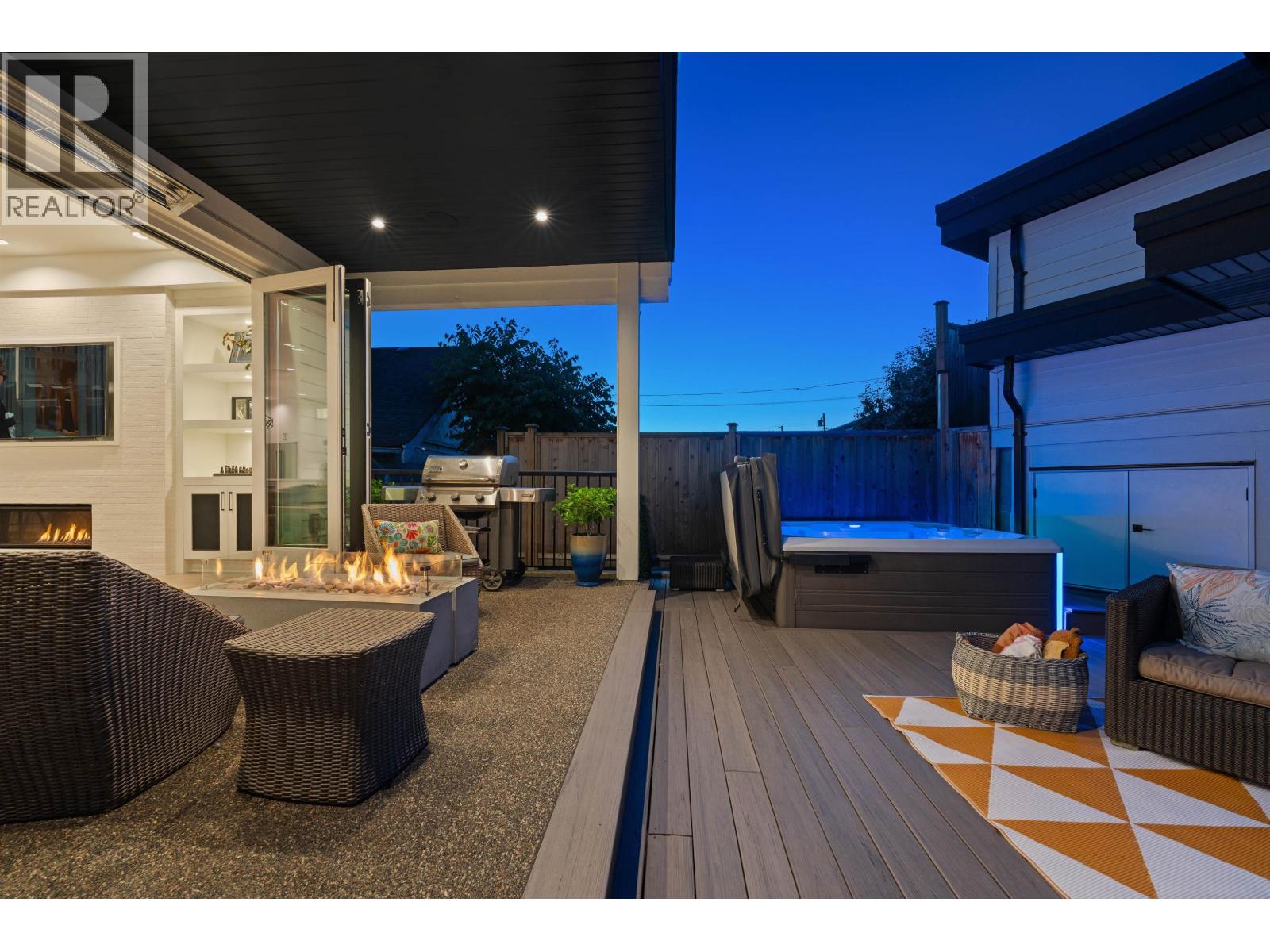 336 E KEITH ROAD, North Vancouver