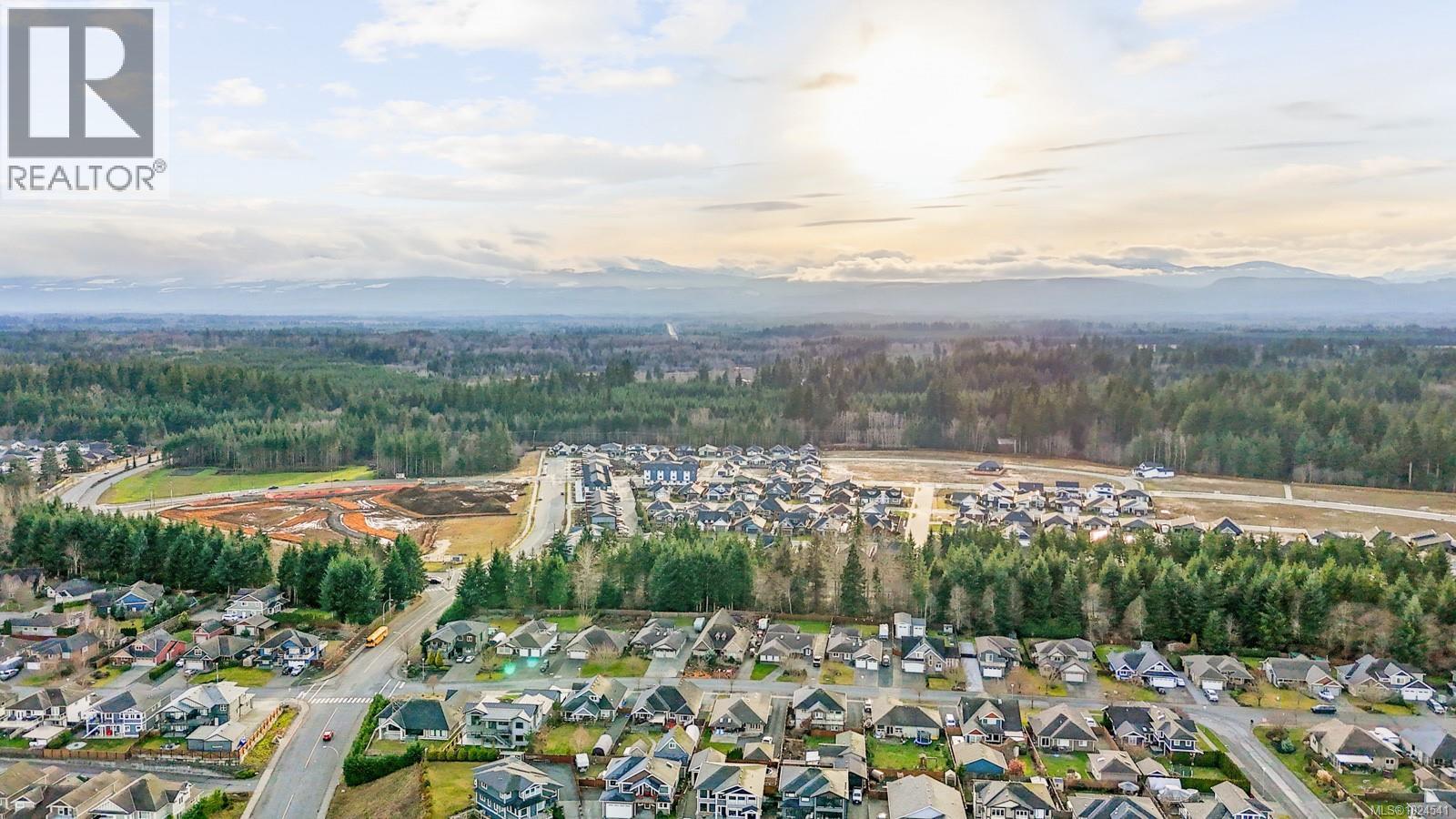 759 Salmonberry St, Campbell River