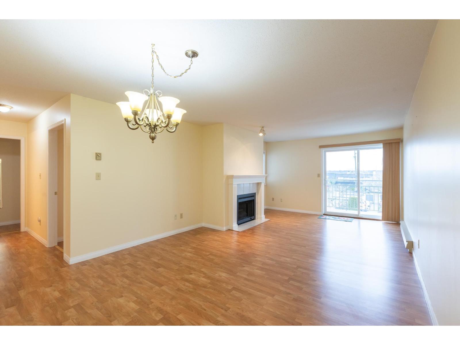 205 19645 64 AVENUE, Langley