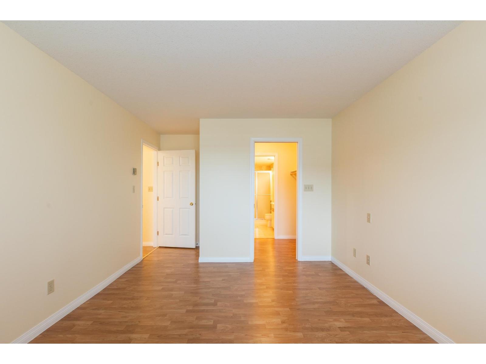 205 19645 64 AVENUE, Langley