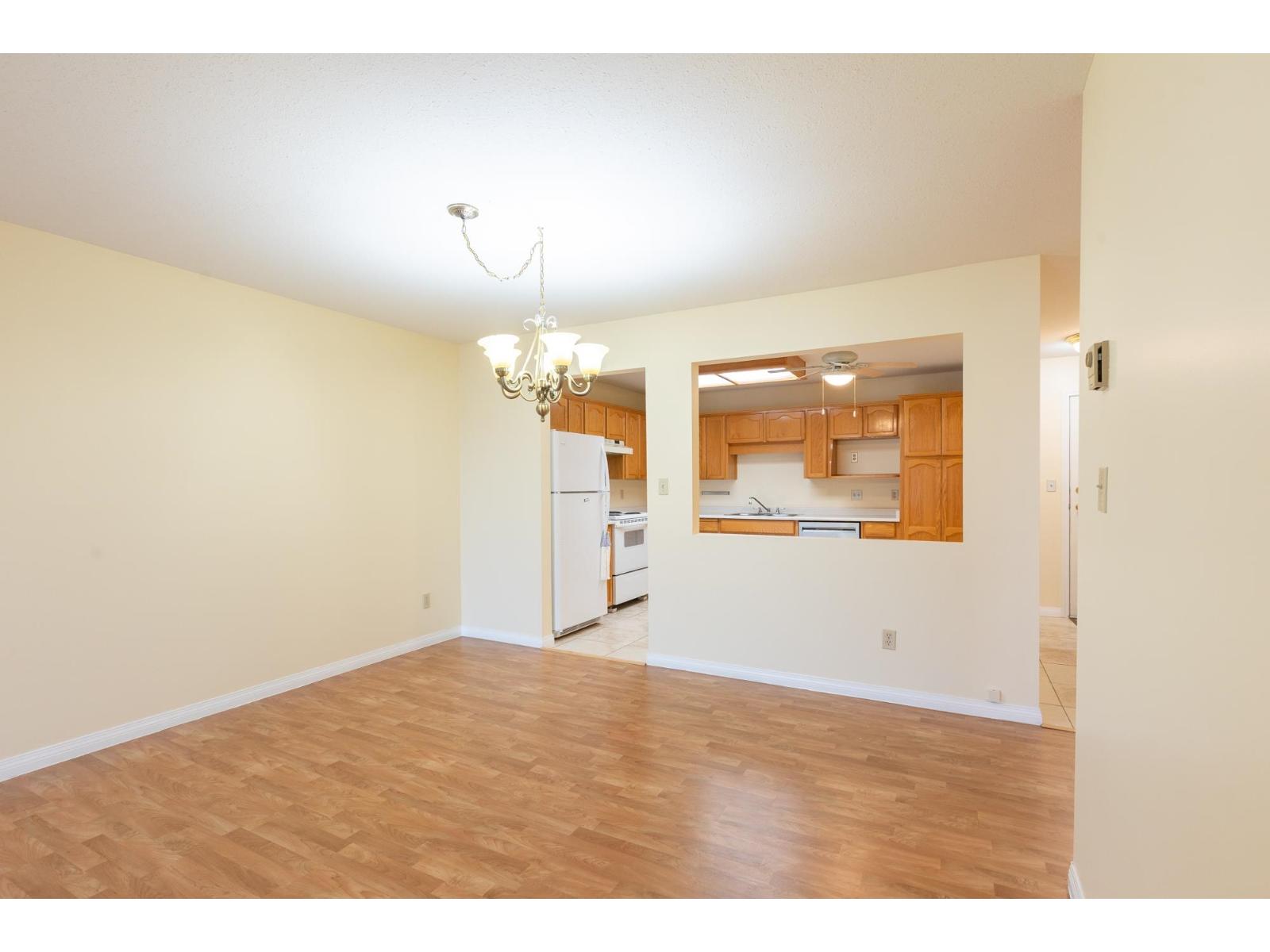 205 19645 64 AVENUE, Langley
