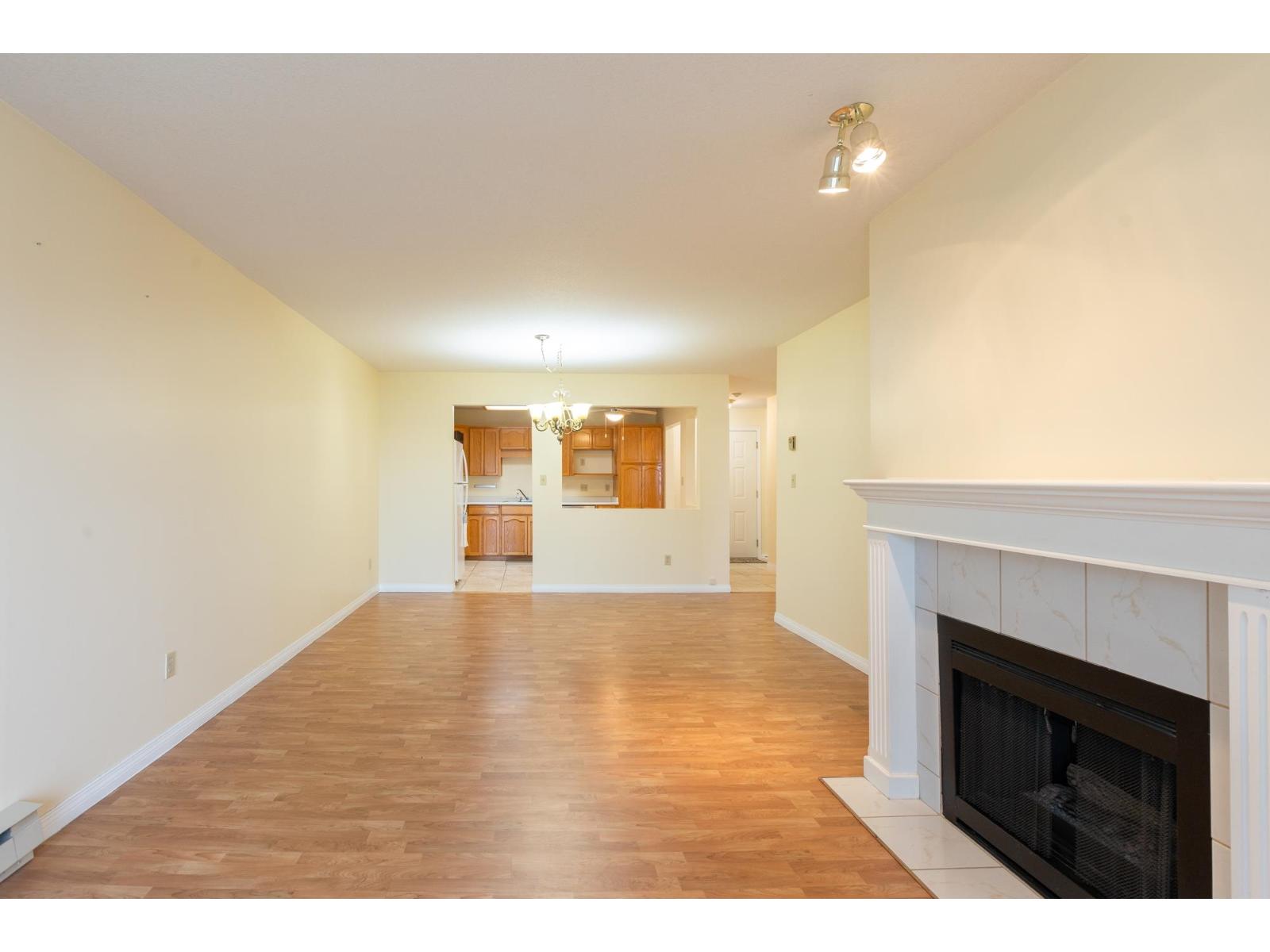 205 19645 64 AVENUE, Langley