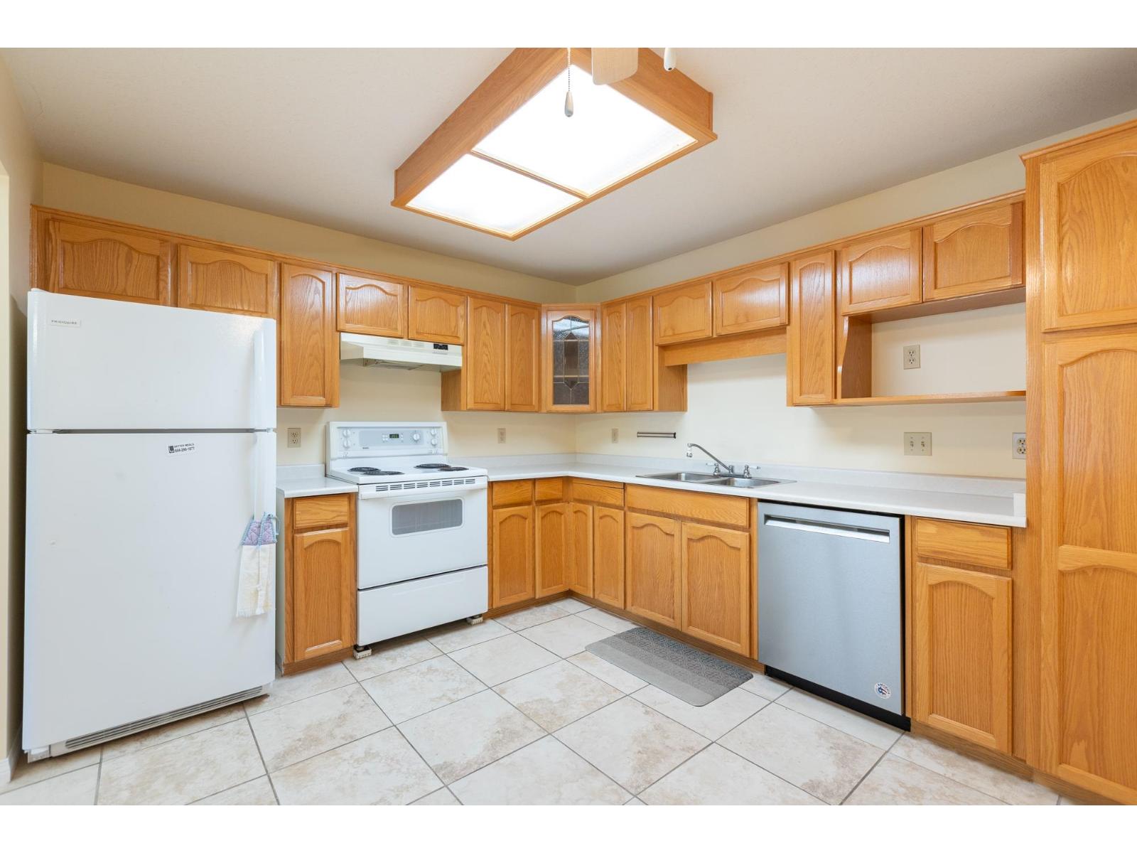 205 19645 64 AVENUE, Langley