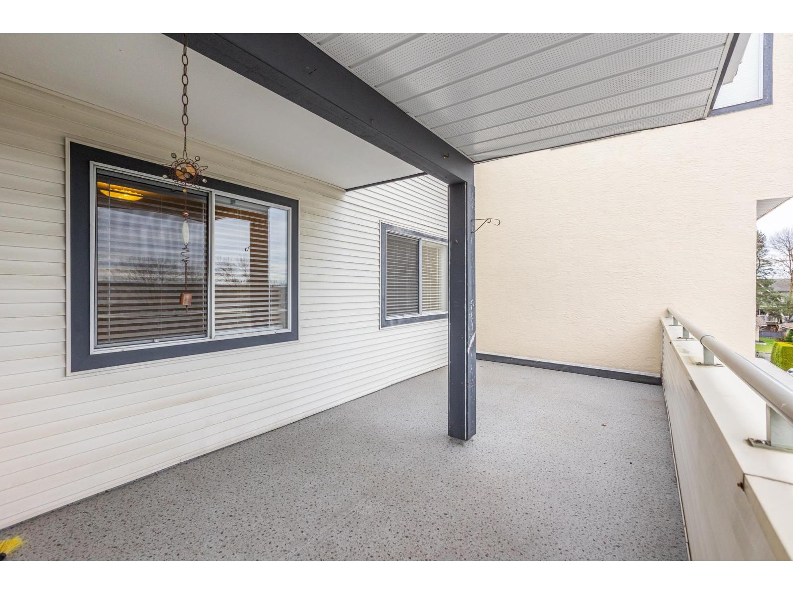 205 19645 64 AVENUE, Langley