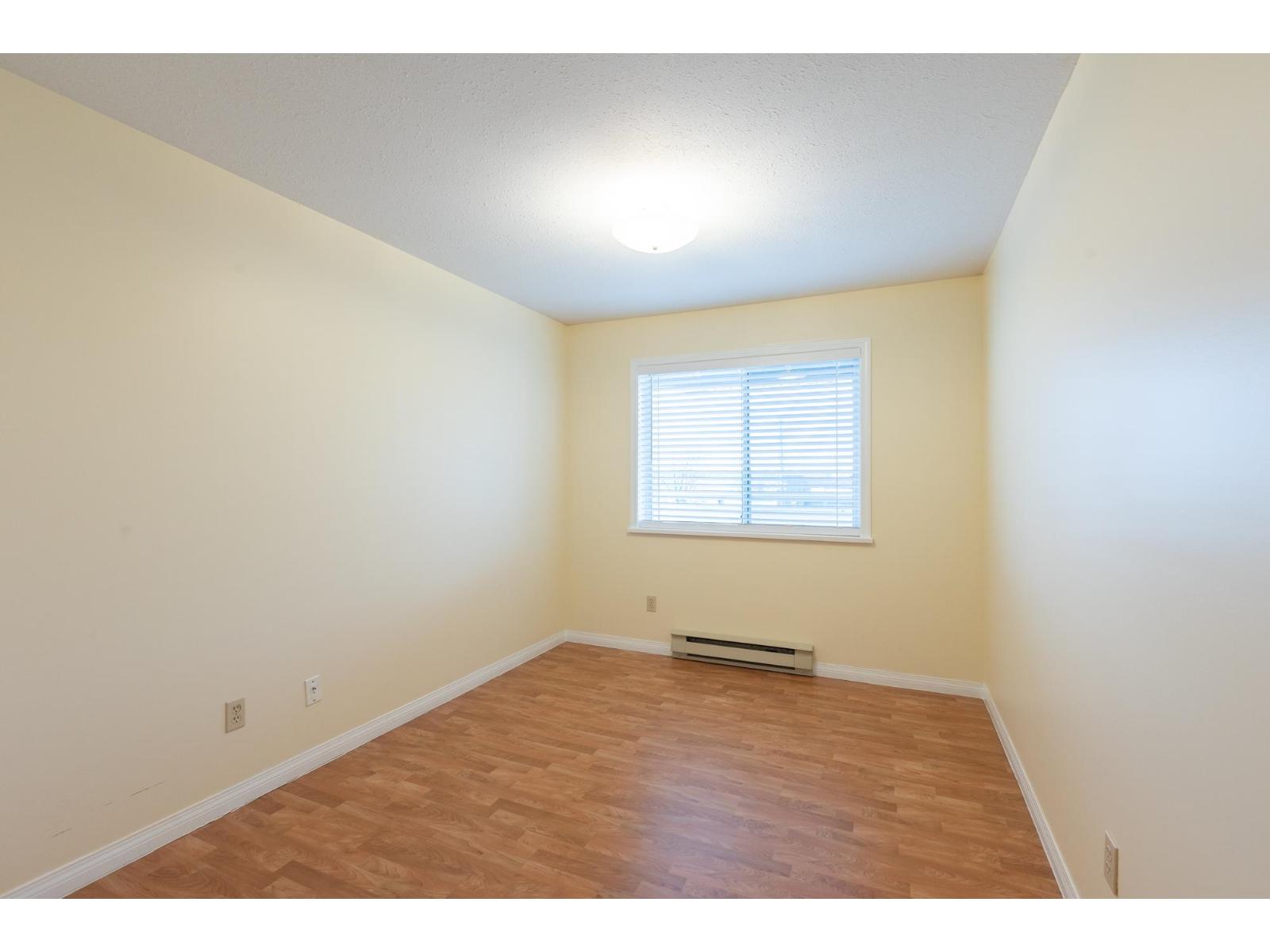 205 19645 64 AVENUE, Langley