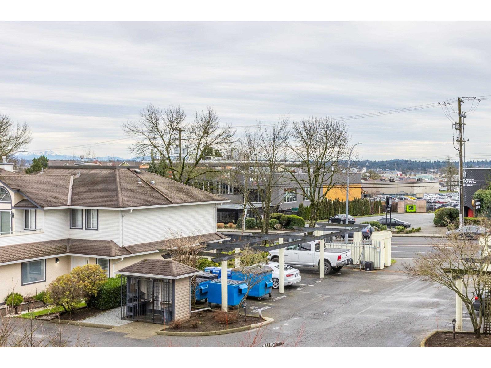 205 19645 64 AVENUE, Langley