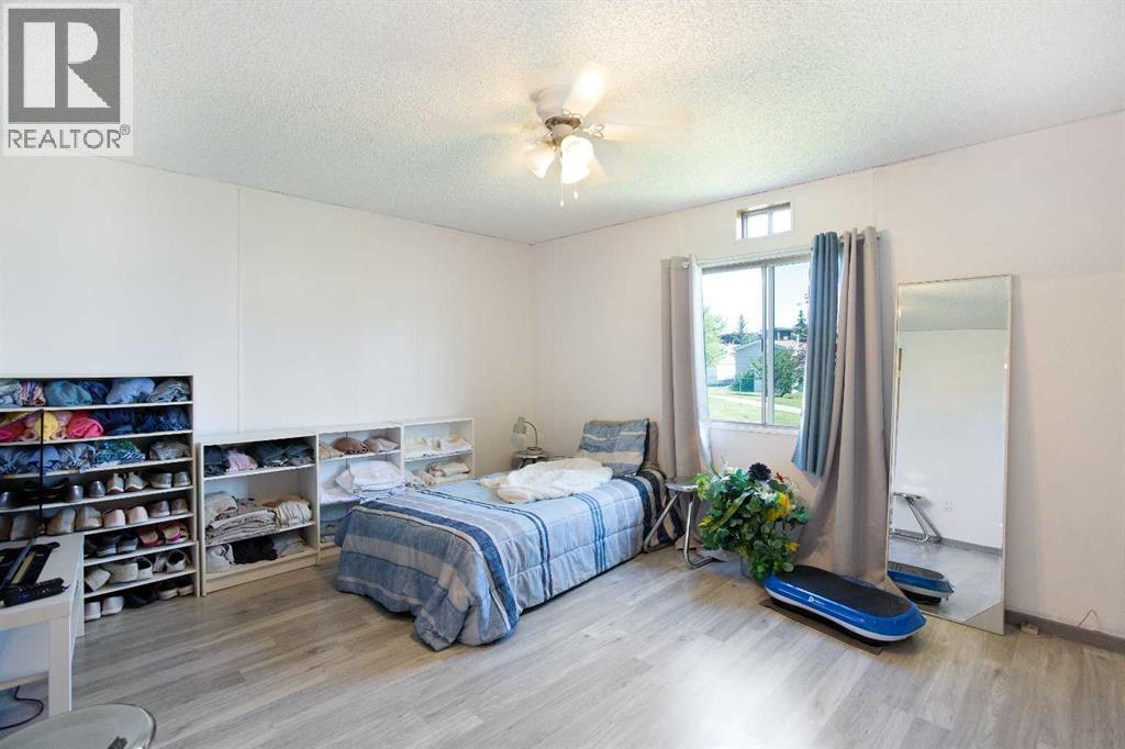 Single Family House Mobile Home for Sale in   Arbour Lake Road NW Arbour Lake Calgary 