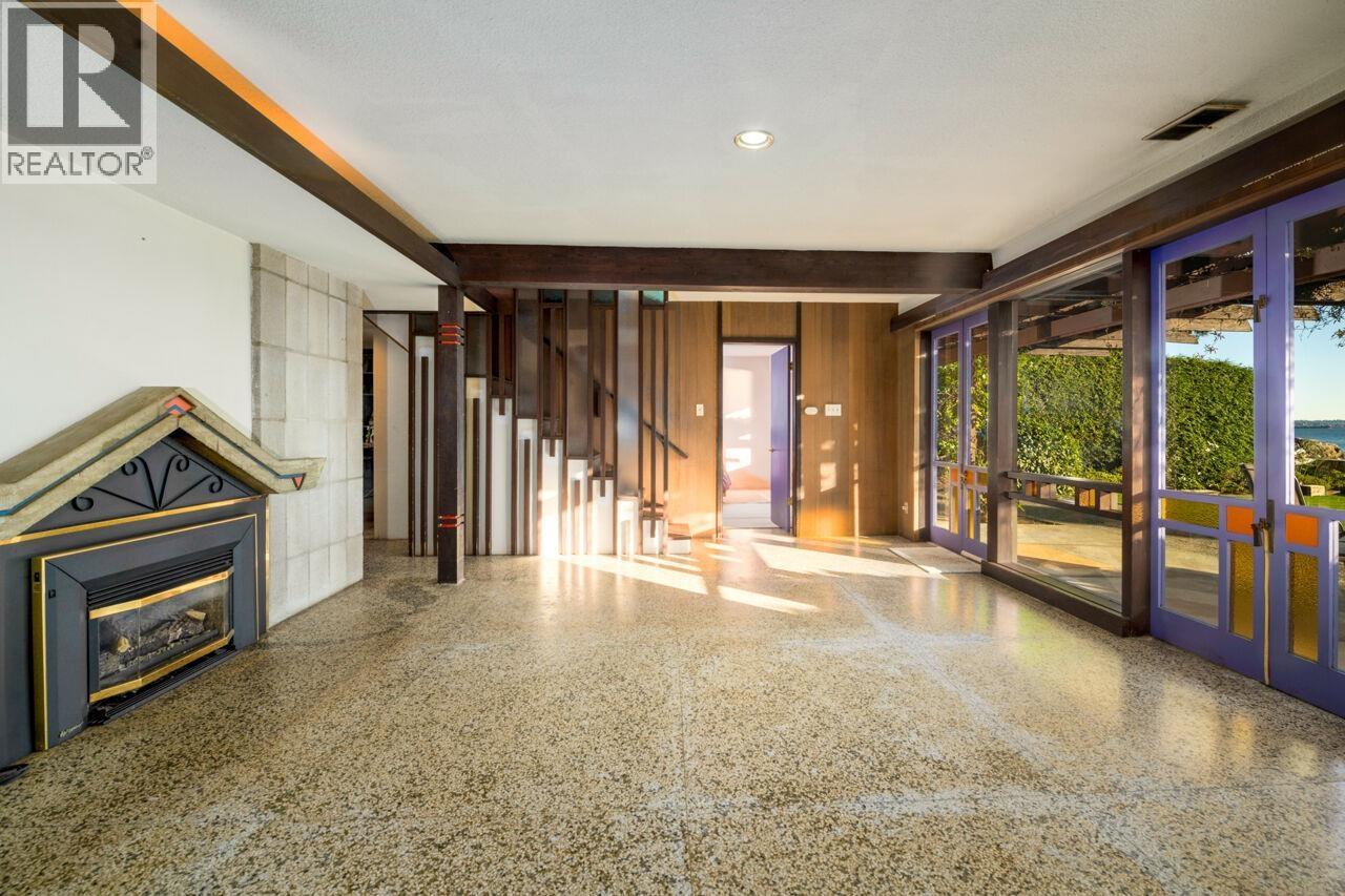 3248 MARINE DRIVE, West Vancouver