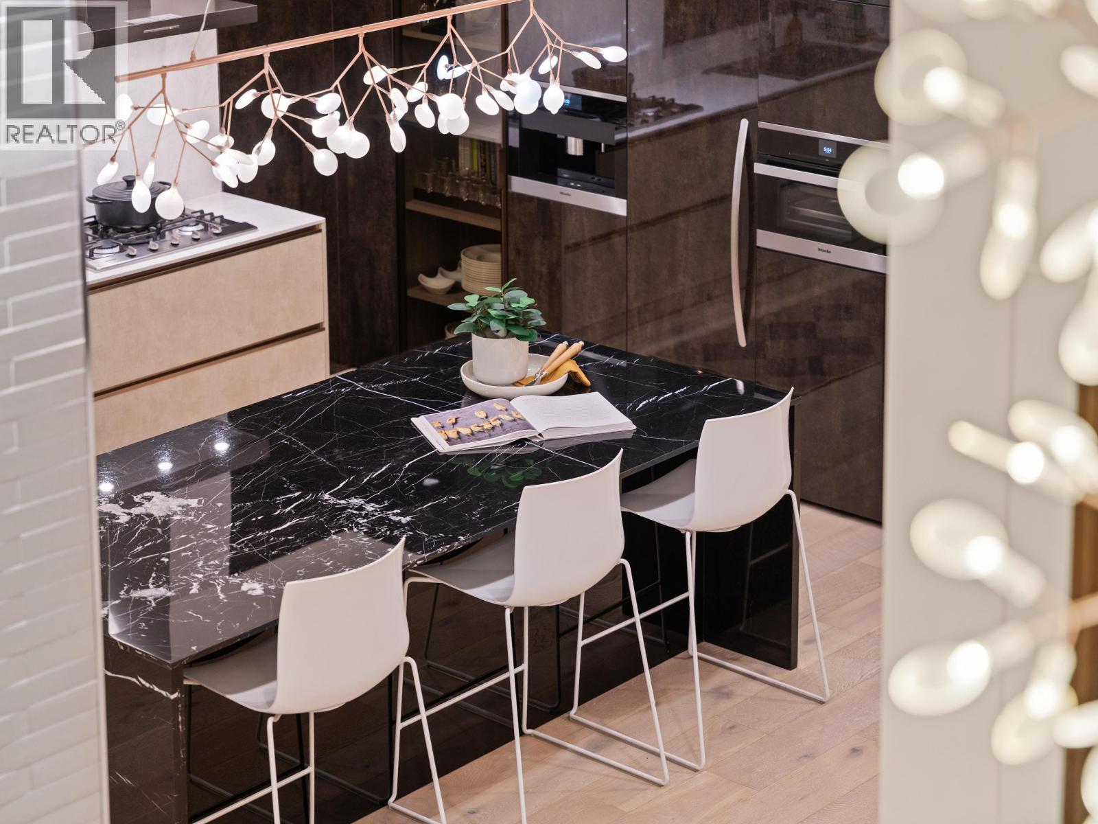 1045 SINCLAIR STREET, West Vancouver