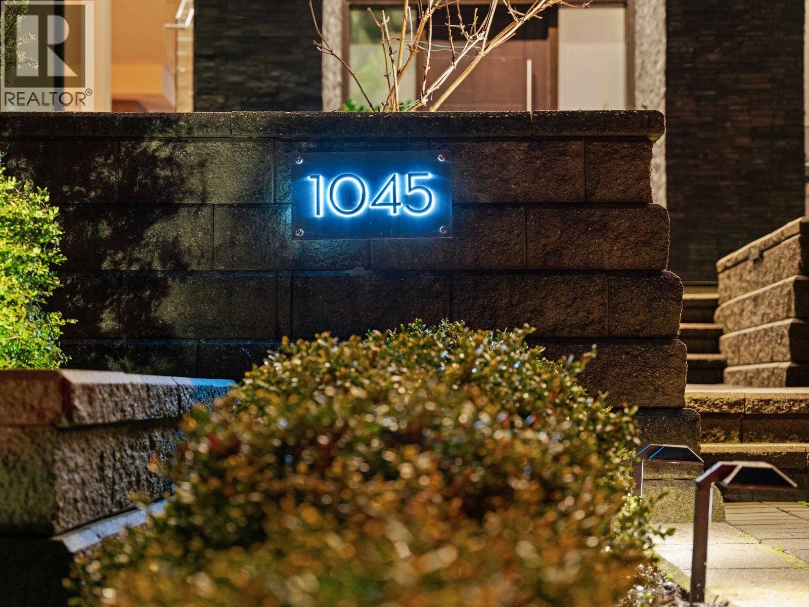 1045 SINCLAIR STREET, West Vancouver