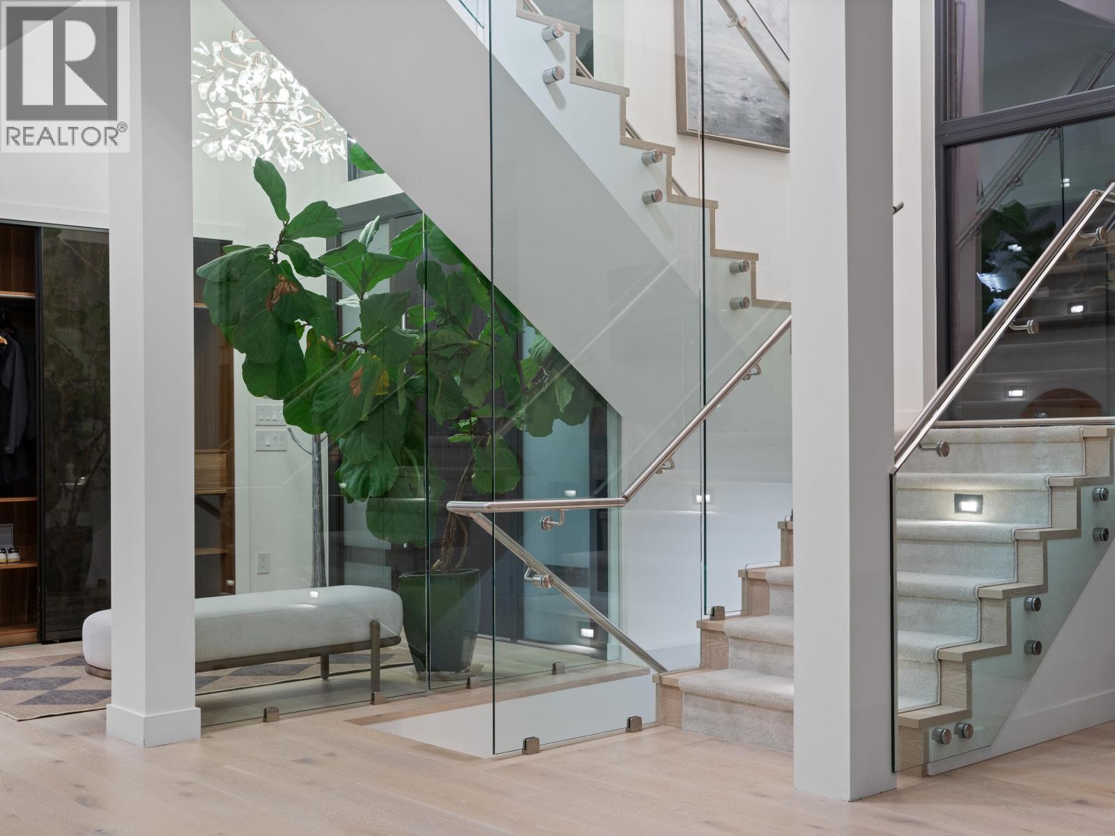 1045 SINCLAIR STREET, West Vancouver