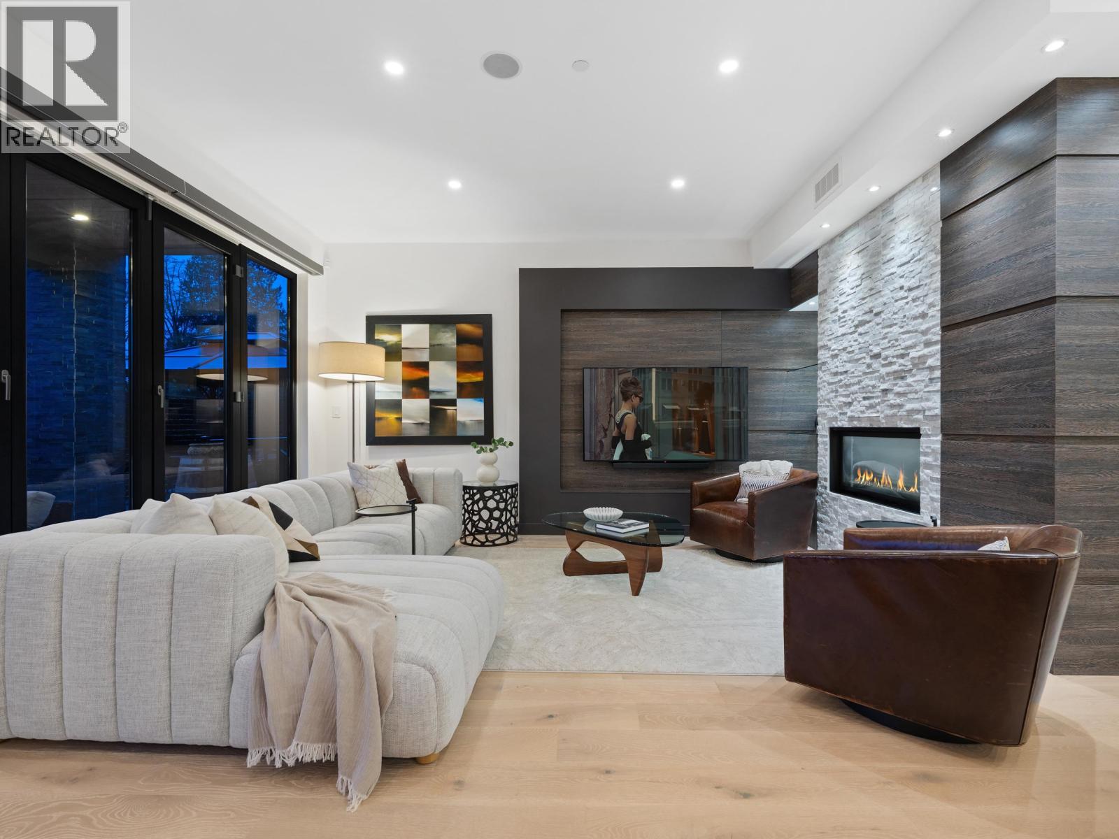 1045 SINCLAIR STREET, West Vancouver