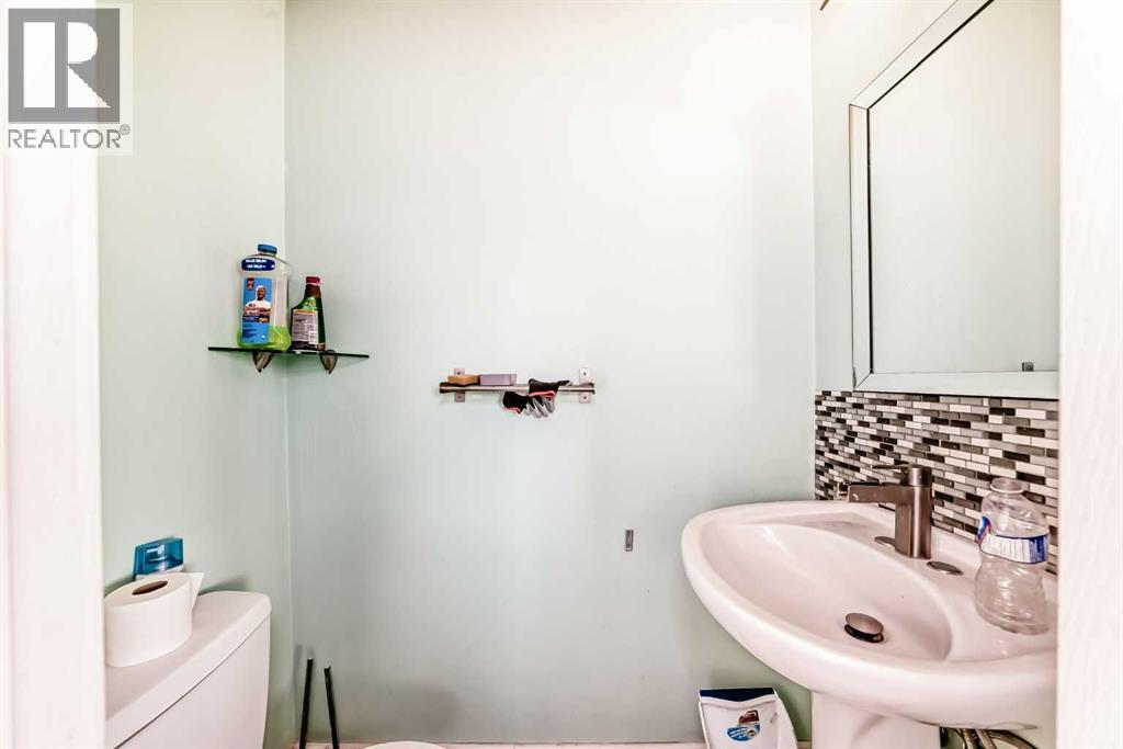 Single Family House for Sale in   HUBALTA Road SE Dover Calgary 