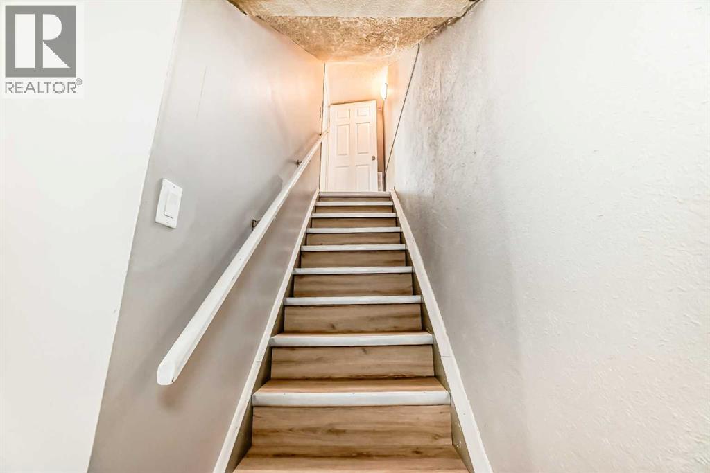 Single Family House for Sale in   HUBALTA Road SE Dover Calgary 