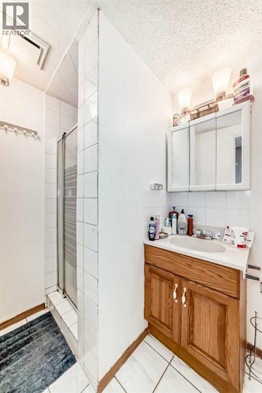 Single Family House for Sale in   HUBALTA Road SE Dover Calgary 