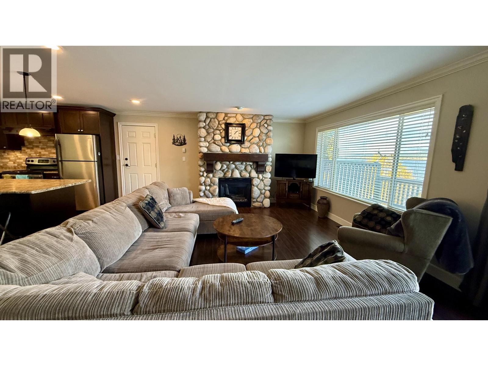 4635 CAVERLY ROAD - 10