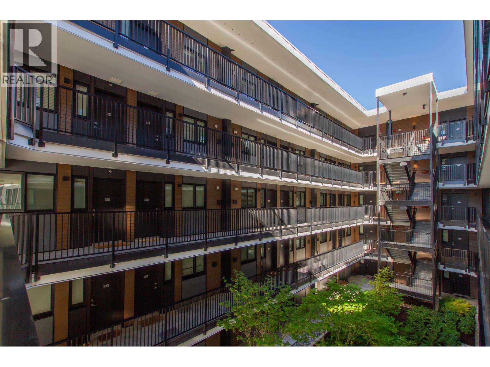 207 1365 PEMBERTON AVENUE, Squamish