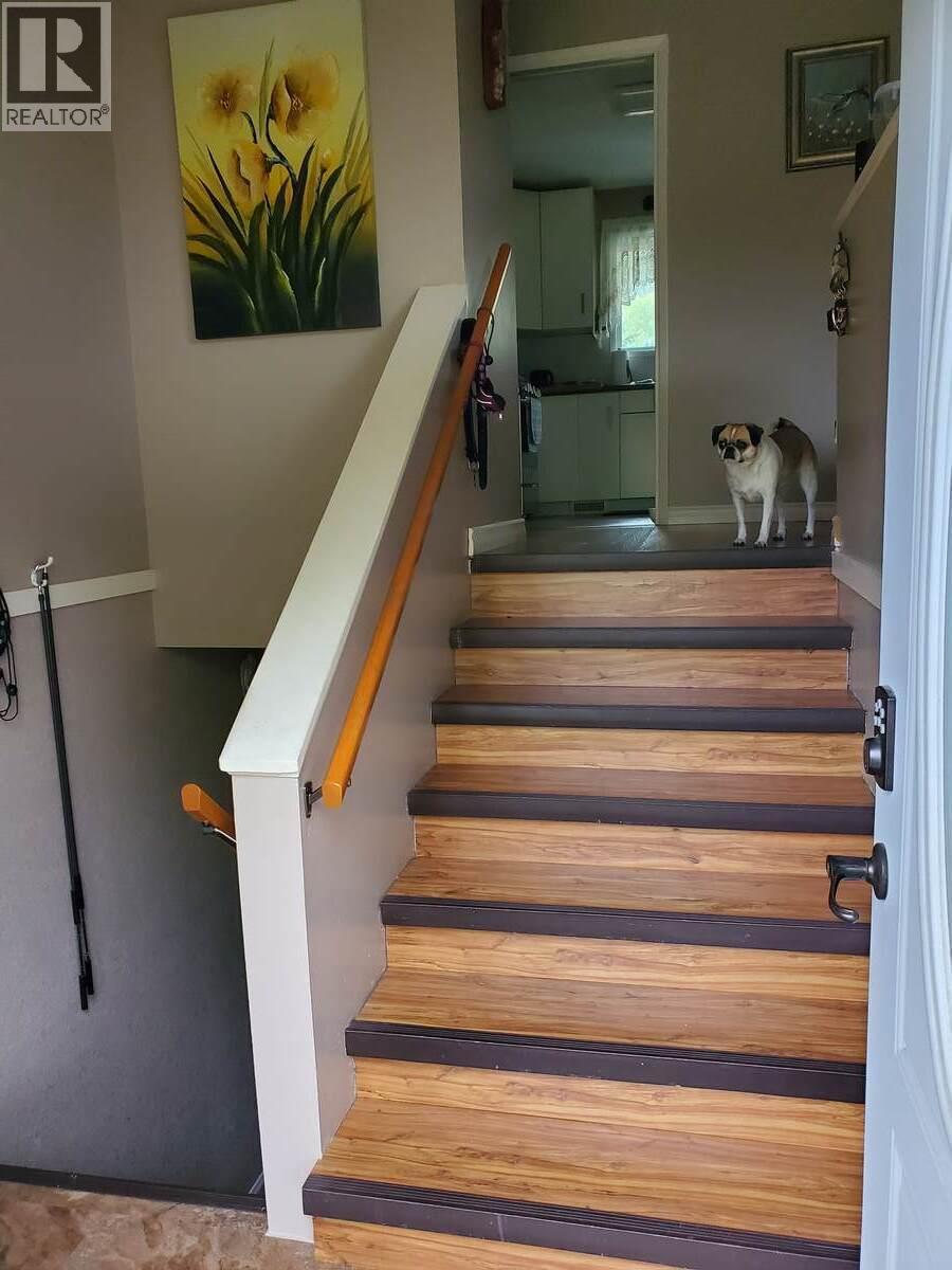 868 North Kimberley Avenue, Greenwood