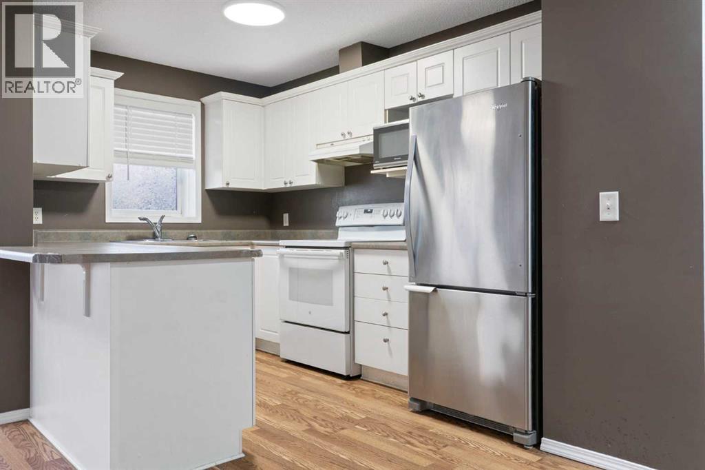 Single Family House for Sale in   Country Village Bay NE Country Hills Village Calgary 