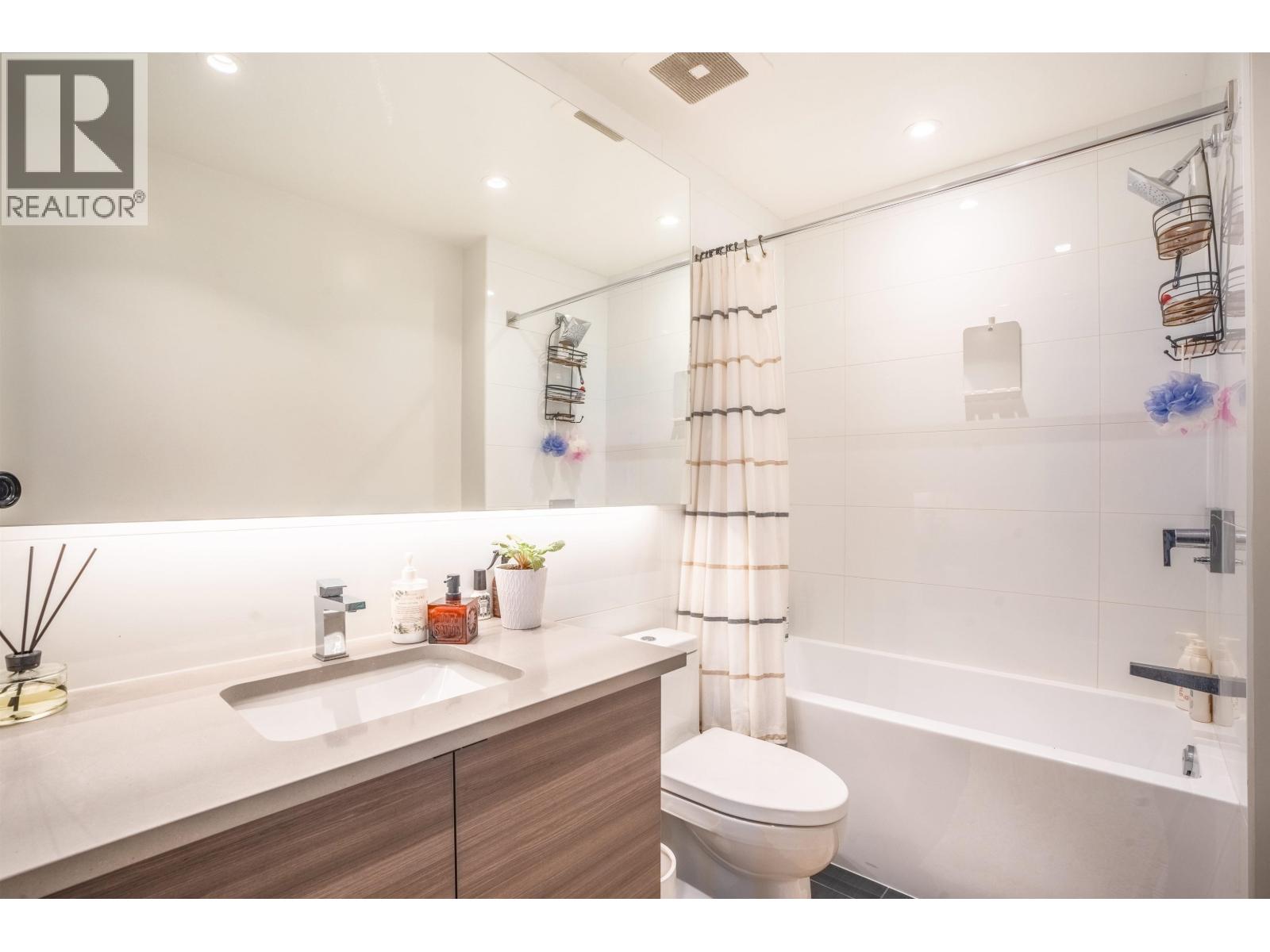 504/505 3438 SAWMILL CRESCENT, Vancouver